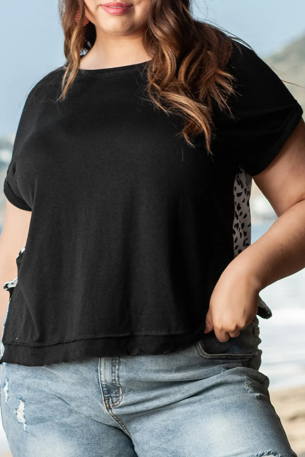 Black Plus Size Cheetah Back Rolled Cuffs T-shirt