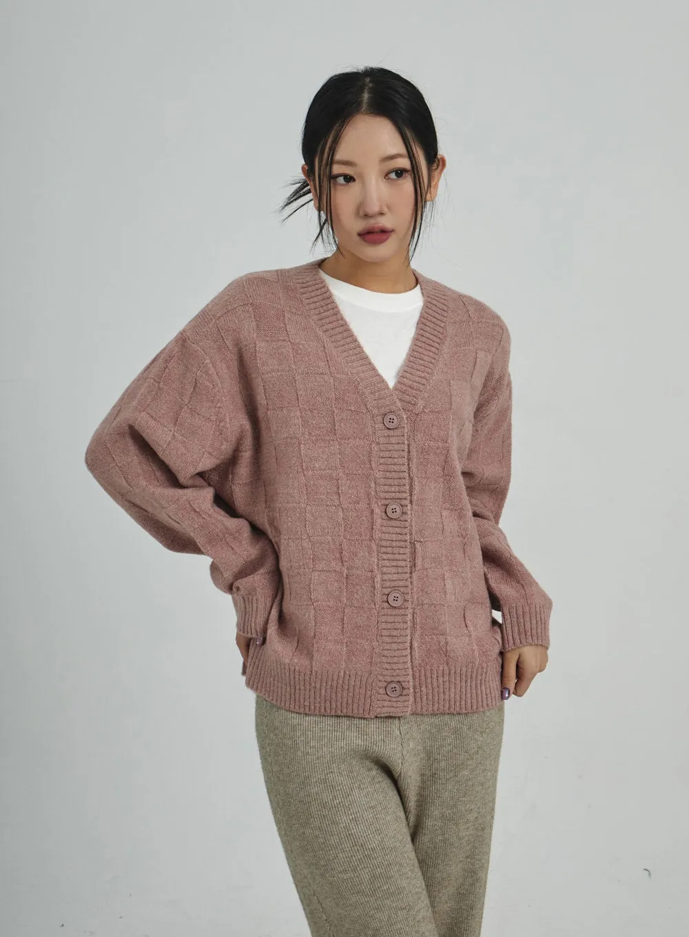 Check Pattern V-Neck Knit Cardigan CD09