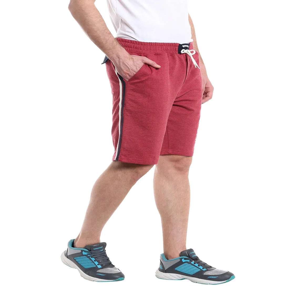 Masculino Latino Men Red Color Shorts