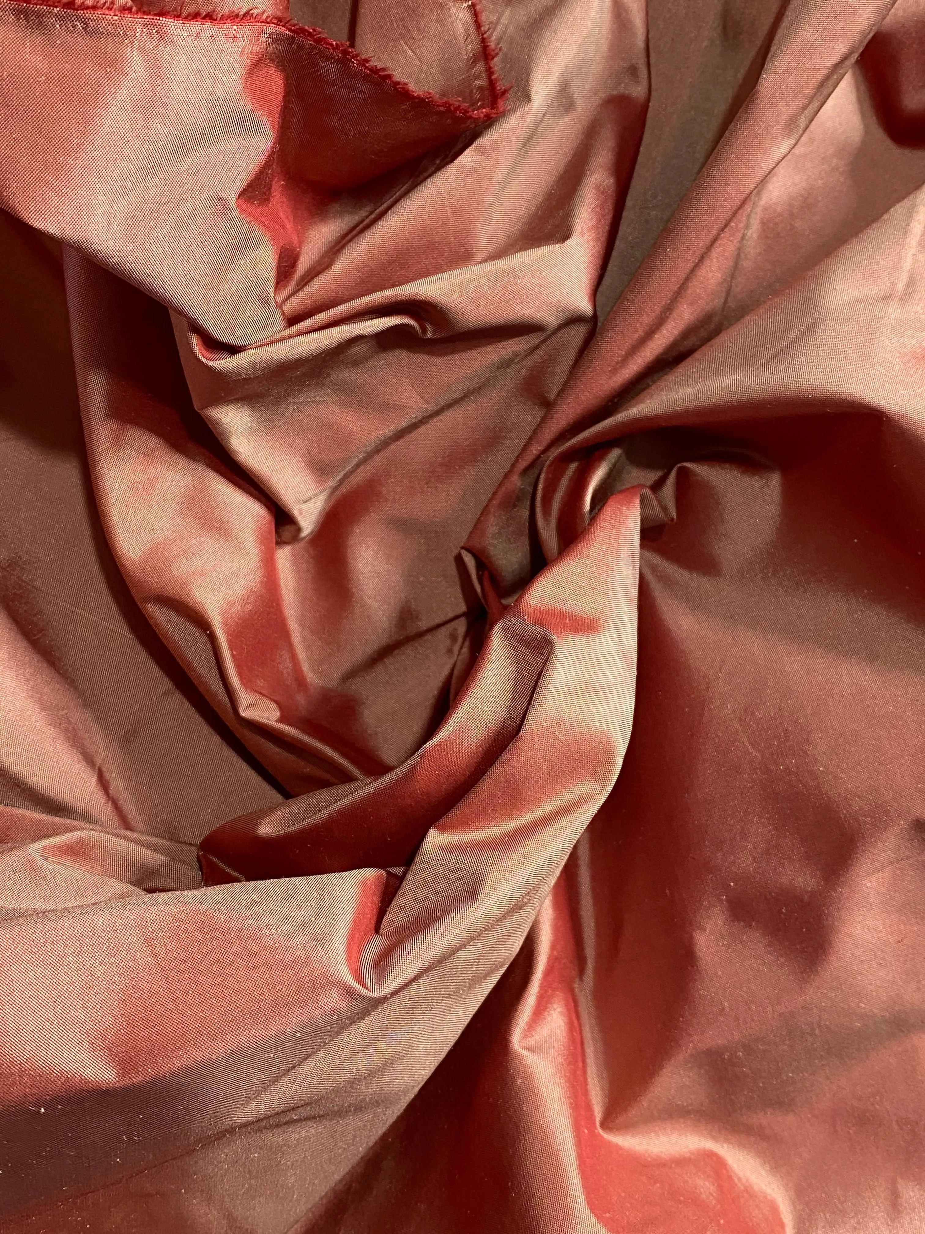 NEW Lady Lisa Designer 100% Silk Ultra Icy Red Taffeta Fabric