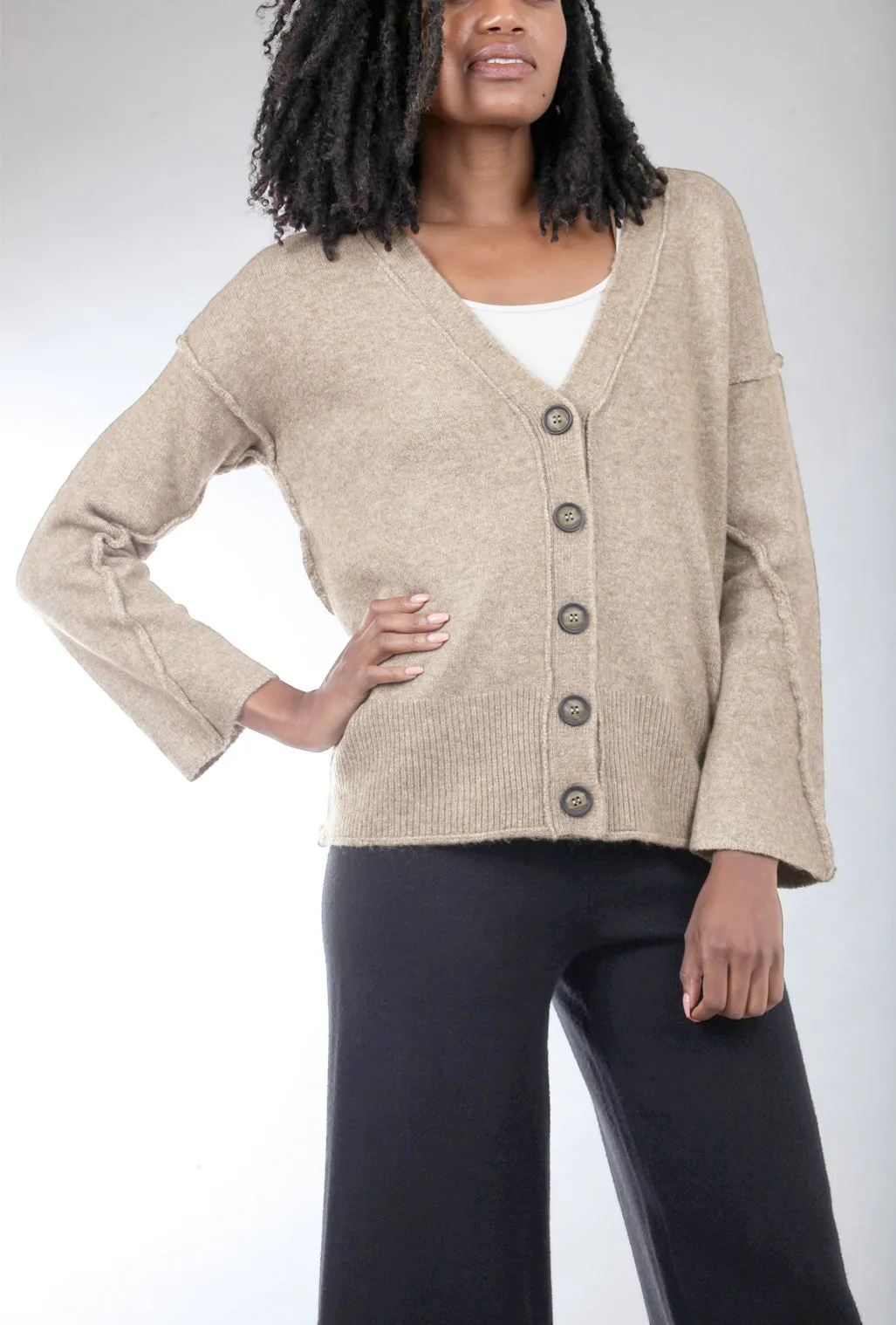 Outside-Seam Cardi, Twig