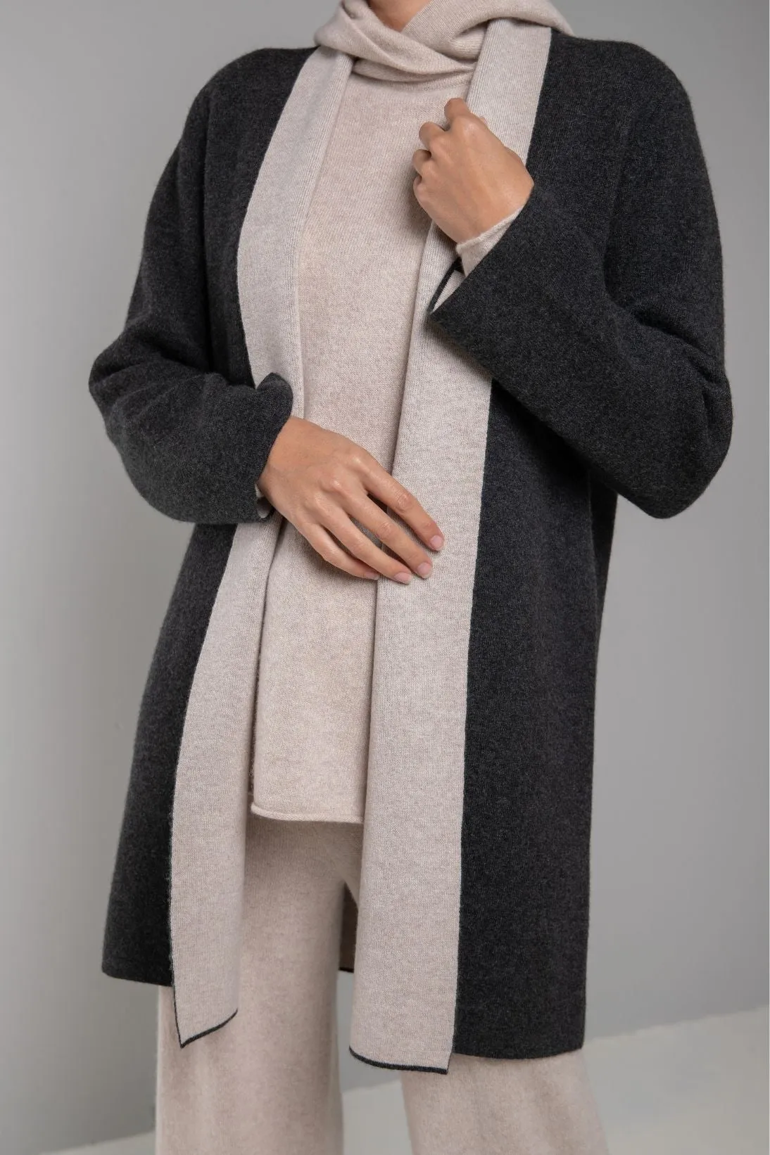 RECYCLED CASHMERE REVERSIBLE CARDIGAN