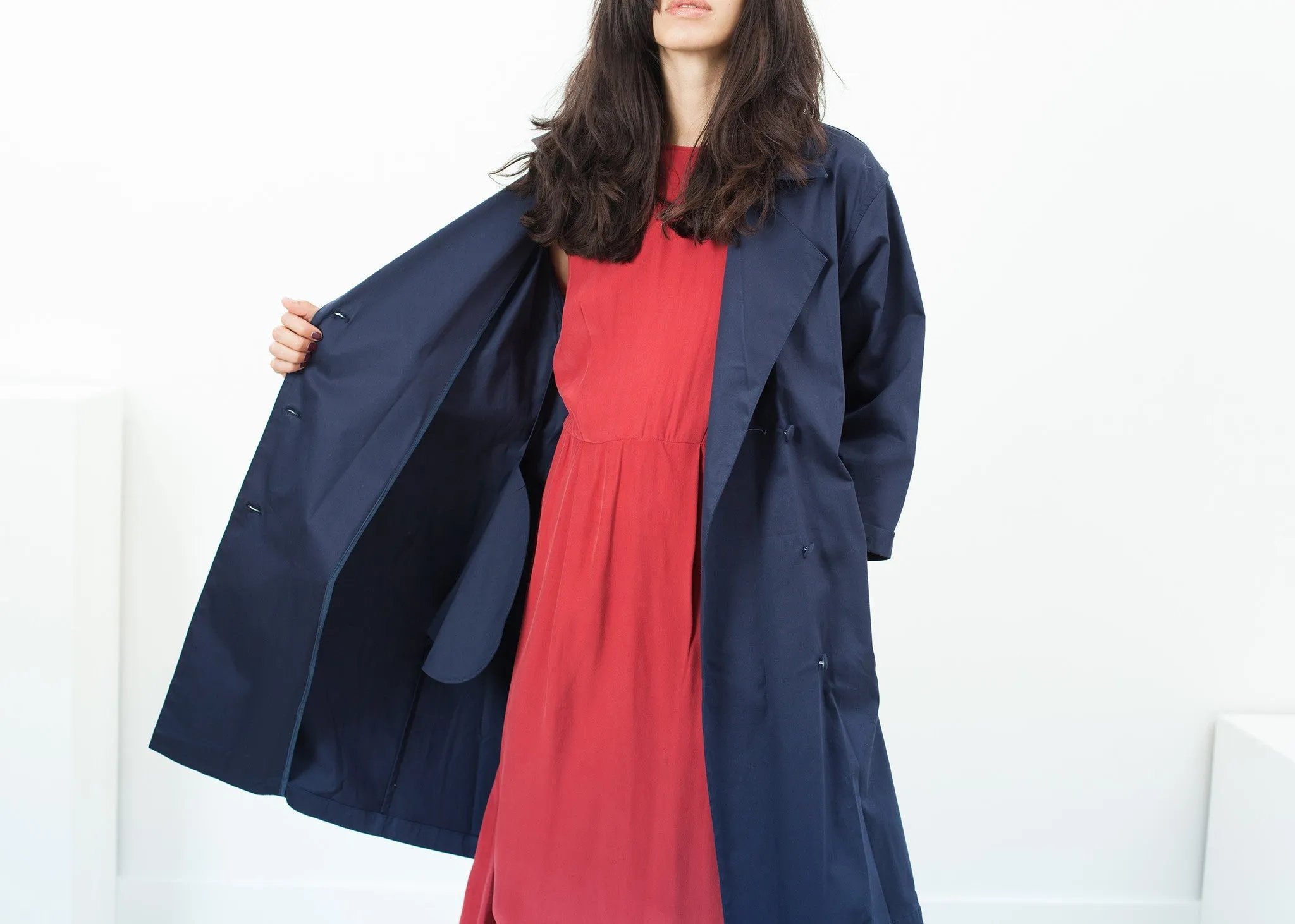 Sateen Trench in Navy -UEB